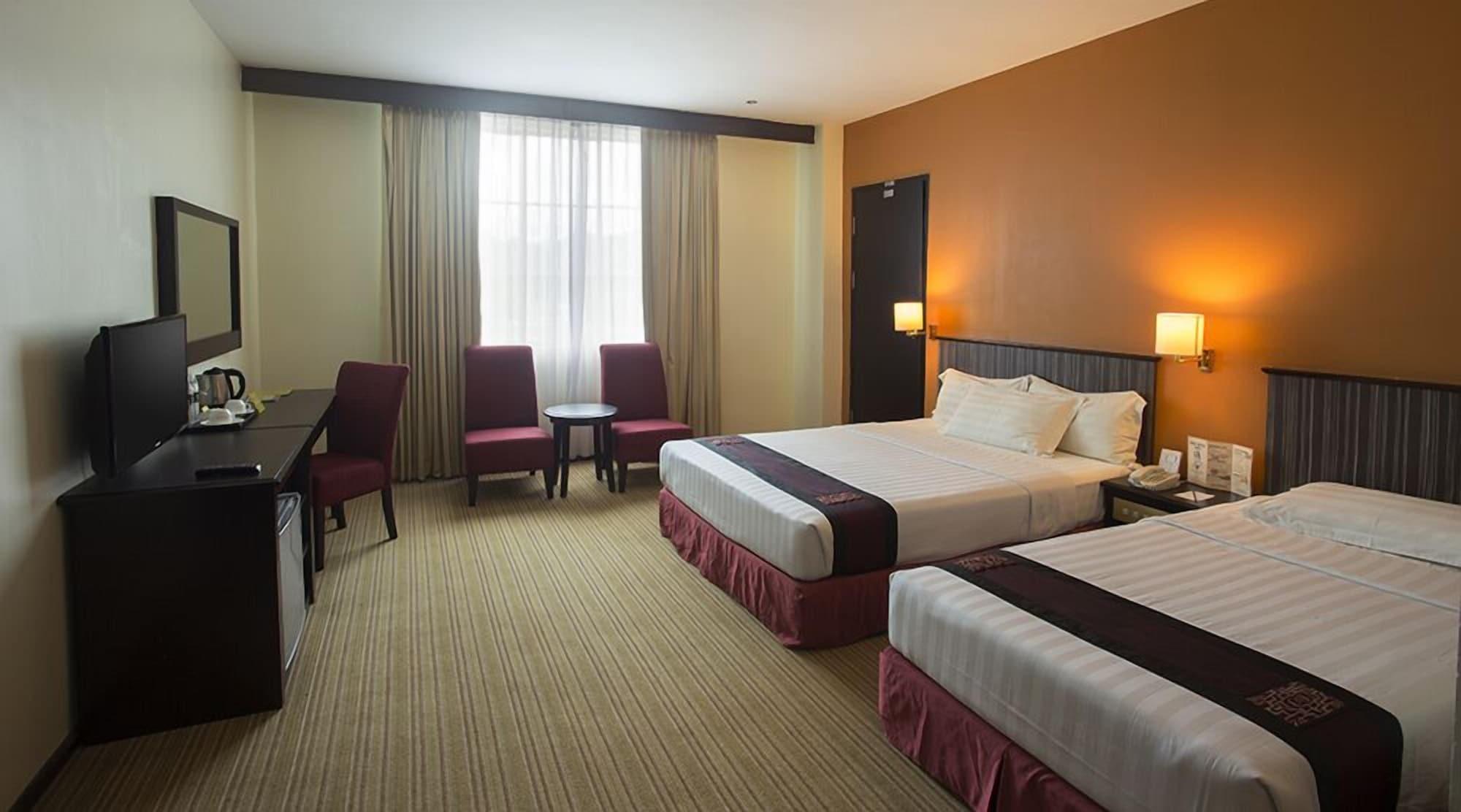 Hotel Seri Malaysia Lawas Exterior foto